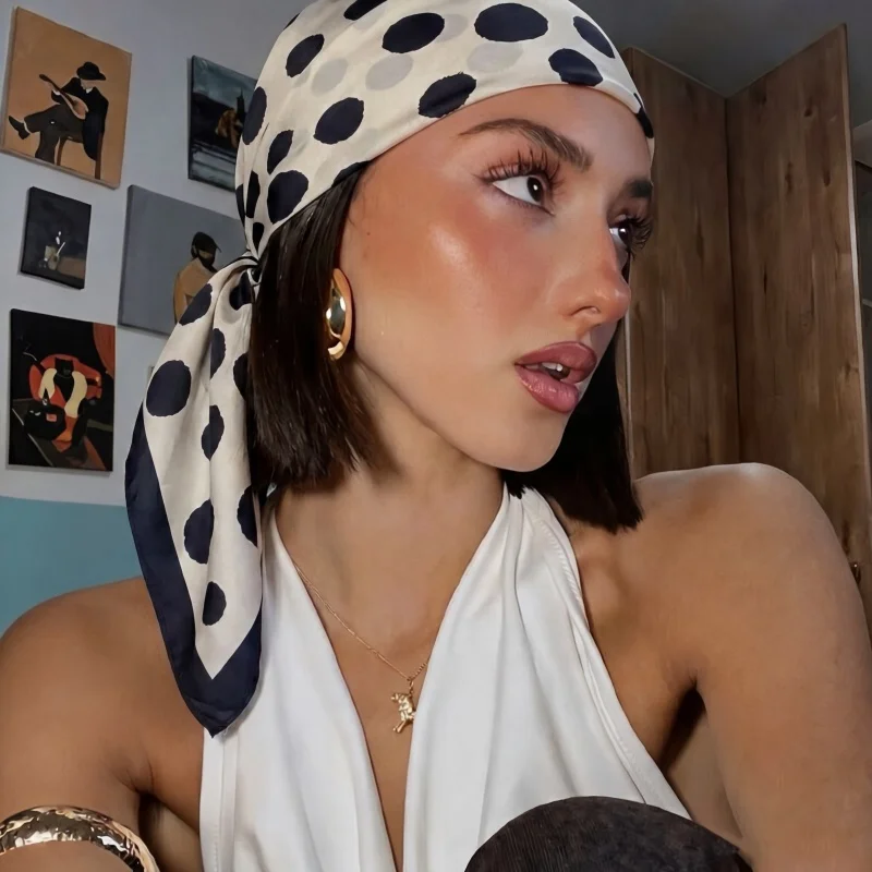 Classic Square Silk Scarf Timeless Irregular Polka Dot Hijab UV Blocking Sun Shawl Bandana Neck Wrap Headscarf for Beach Wear
Classic Square Silk Scarf Timeless Irregular Polka Dot Hijab UV Blocking Sun Shawl Bandana Neck Wrap Headscarf for Beach Wear