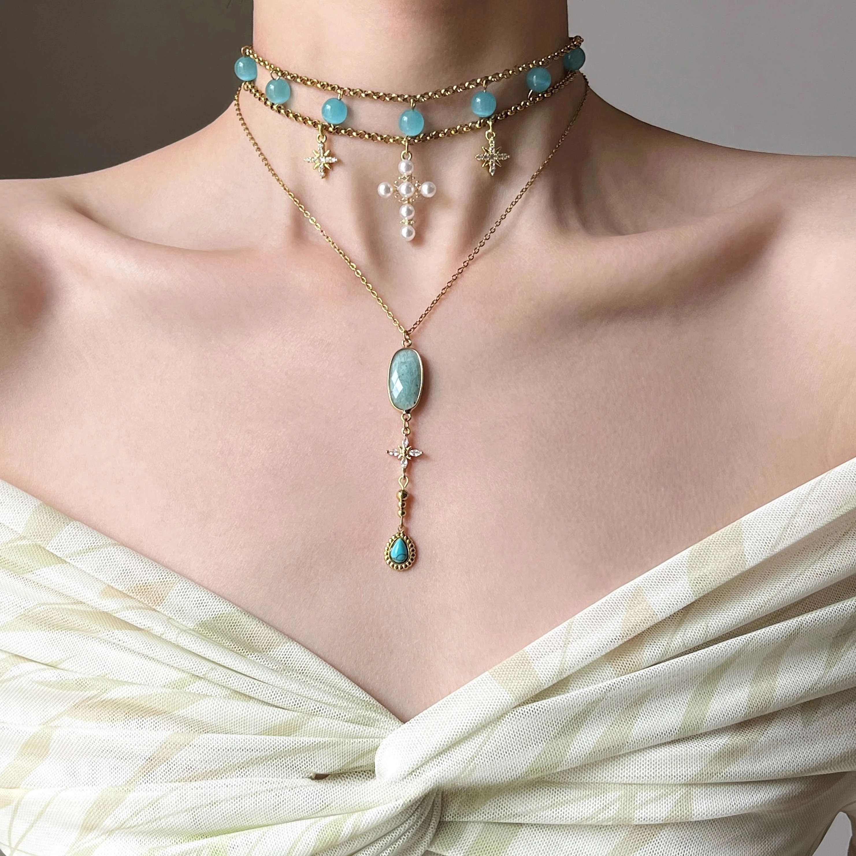 Blue Cat Eye Tianhe Stone Mango Cross Titanium Steel Necklace Choker Stacked Wearing Babes
Blue Cat Eye Tianhe Stone Mango Cross Titanium Steel Necklace Choker Stacked Wearing Babes