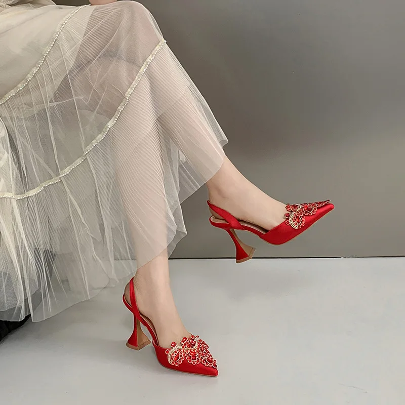 Spring Summer Fashion Crystal Rhinestone Women Pumps Sexy Pointed Toe Red High Heels Party Wedding Prom Shoe Sandal Female,35-42
Spring Summer Fashion Crystal Rhinestone Women Pumps Sexy Pointed Toe Red High Heels Party Wedding Prom Shoe Sandal Female,35-42
