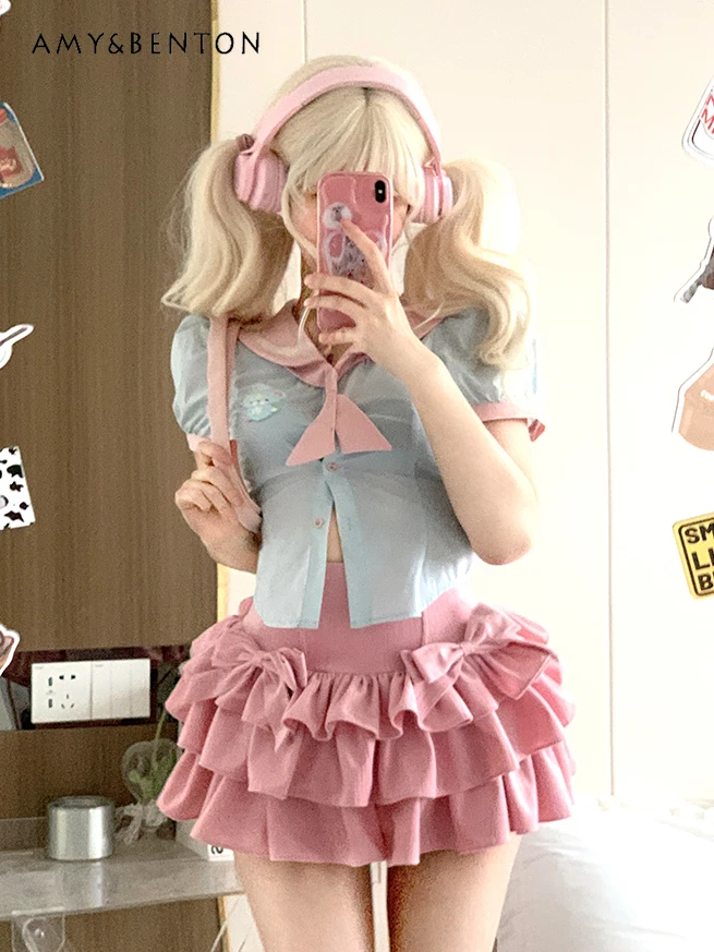 Summer Preppy Style Hot Girl Skirt Sets Sweet Doll Collar Short Sleeve Shirt High Waist Bow Multi Layered Skirt Two-Piece Sets
Summer Preppy Style Hot Girl Skirt Sets Sweet Doll Collar Short Sleeve Shirt High Waist Bow Multi Layered Skirt Two-Piece Sets