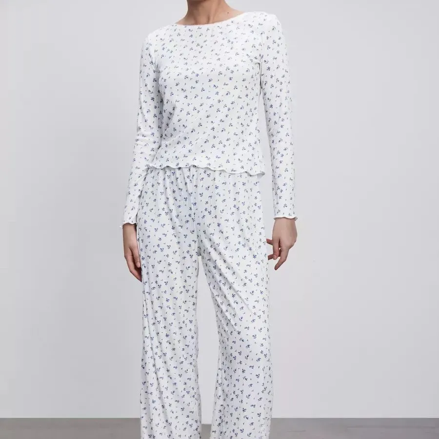 Autumn Knitted Jacquard Flower Print Long Sleeve Trousers Female Pajama Set 2PCS Breathable Comfortable Women's Home Clothes
Autumn Knitted Jacquard Flower Print Long Sleeve Trousers Female Pajama Set 2PCS Breathable Comfortable Women's Home Clothes
