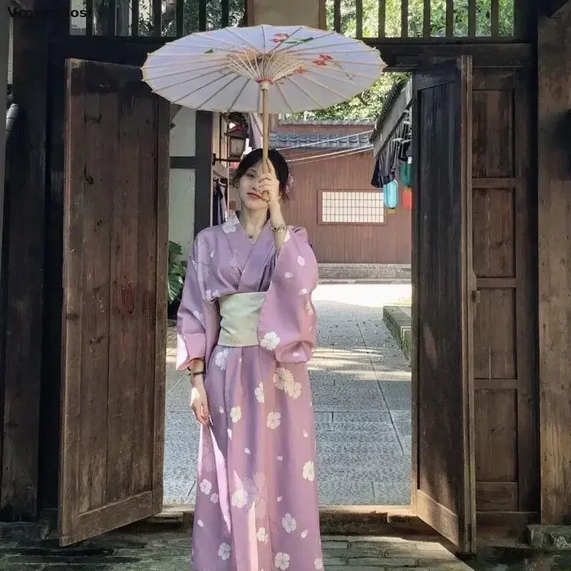 New Japanese Kimono Woman With White Obi Vintage Style Flower Printed Performing Yukata Dress Photography Bath Robe ASD123
New Japanese Kimono Woman With White Obi Vintage Style Flower Printed Performing Yukata Dress Photography Bath Robe ASD123