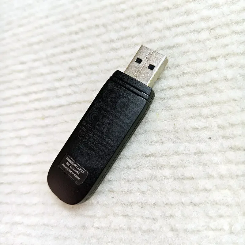 USB-приемник для HyperX Cloud core/Stinger/Cloud Flight (не совместим с Core Cloud II CL005WA, Stinger II)
USB-приемник для HyperX Cloud core/Stinger/Cloud Flight (не совместим с Core Cloud II CL005WA, Stinger II)