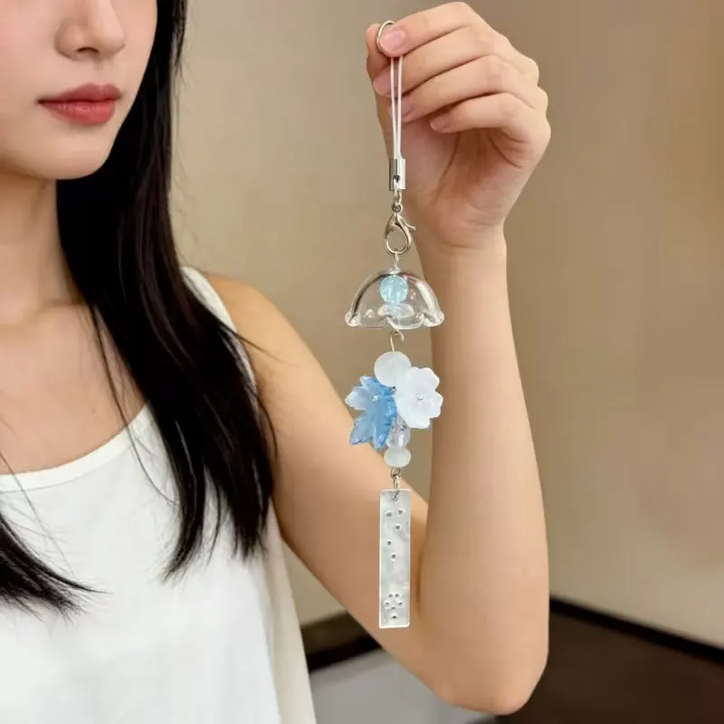1 Piece Jasmine Flower Wind Chime Pendant Phone Chain Accessory Versatile Bag Ccd Camera Charm Sweet Simple Small Gift for Best Friends, Students, Backpacks, Phones, Car Keys Universal Charm for Women, Holiday Graduation Birthday Gift, Random Painted Text
1 Piece Jasmine Flower Wind Chime Pendant Phone Chain Accessory Versatile Bag Ccd Camera Charm Sweet Simple Small Gift for Best Friends, Students, Backpacks, Phones, Car Keys Universal Charm for Women, Holiday Graduation Birthday Gift, Random Painted Text