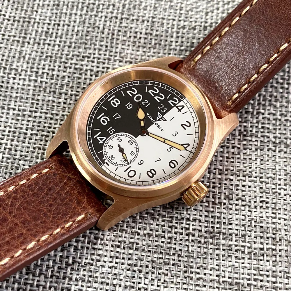 Tandorio Pilot Bronze 36mm Diving Mechanical Retro Watch Black White Dial ST1701 Automatic Movement Field Wristwatch for Men
Tandorio Pilot Bronze 36mm Diving Mechanical Retro Watch Black White Dial ST1701 Automatic Movement Field Wristwatch for Men