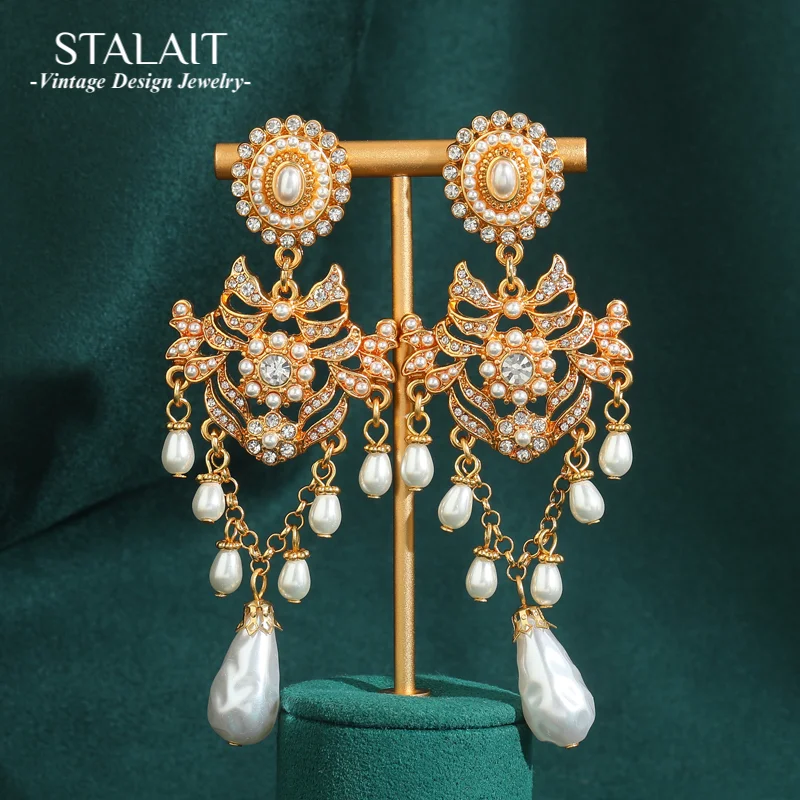 Woman Palace Statement Earrings Large Gothic Baroque Pearl Gold Color Drop Dangle Charm Antique Luxury Dubai Jewelry Vintage
Woman Palace Statement Earrings Large Gothic Baroque Pearl Gold Color Drop Dangle Charm Antique Luxury Dubai Jewelry Vintage