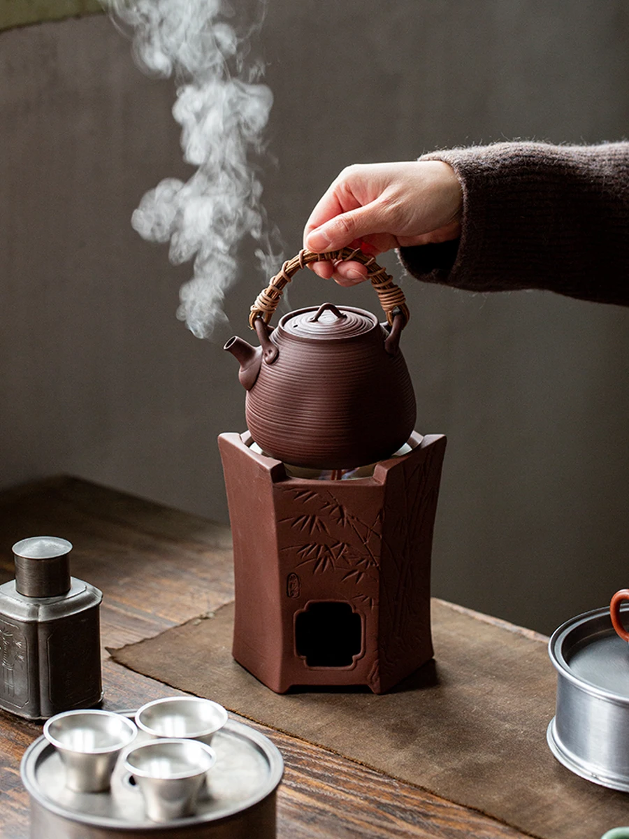 Handmade Red Clay Charcoal Stove Sand Pot with Jump Cover Wickerwork Tea Brewing Stove Original Mine Purple Clay 0.8L Capacity
Handmade Red Clay Charcoal Stove Sand Pot with Jump Cover Wickerwork Tea Brewing Stove Original Mine Purple Clay 0.8L Capacity