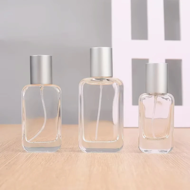 20ml 30ml 50ml Perfume Bottle Clear Glass Spray Bottle Empty Refillable Perfume Atomizer Container With silver Lid For Travel
20ml 30ml 50ml Perfume Bottle Clear Glass Spray Bottle Empty Refillable Perfume Atomizer Container With silver Lid For Travel