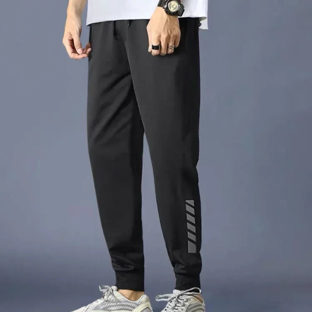 New Men Summer Ice Silk Oversized Loose Casual Pants Sports Fitness Sweatpants Jogging Sweatpants Fashion Breathable Male Pants
New Men Summer Ice Silk Oversized Loose Casual Pants Sports Fitness Sweatpants Jogging Sweatpants Fashion Breathable Male Pants