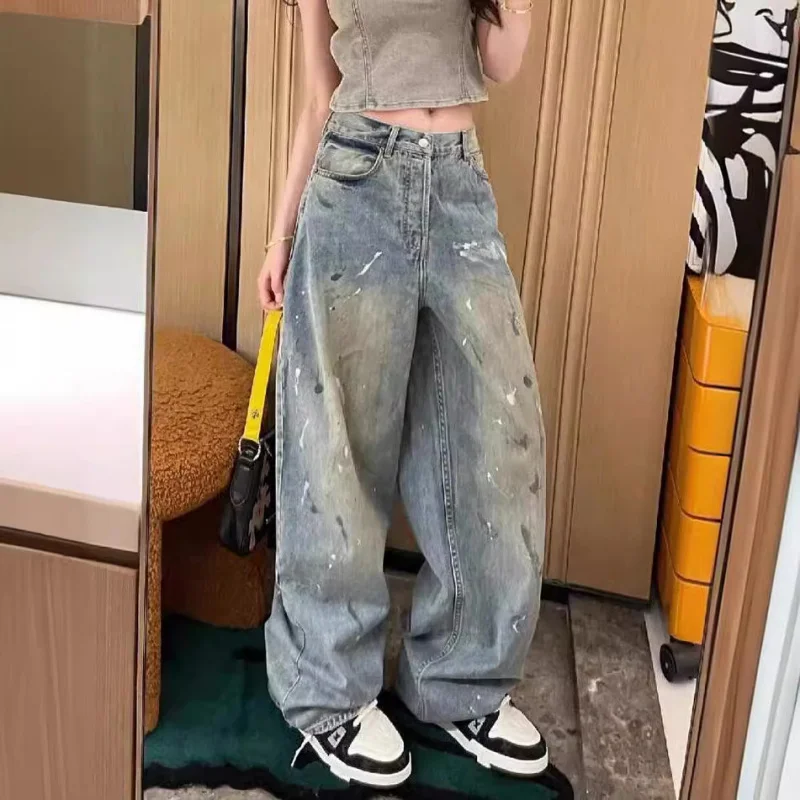 2025Popular Summer New Casual Dirty Color Distressed Paint Graffiti Printing Design Loose Fashion Straight Jeans Fashion
2025Popular Summer New Casual Dirty Color Distressed Paint Graffiti Printing Design Loose Fashion Straight Jeans Fashion