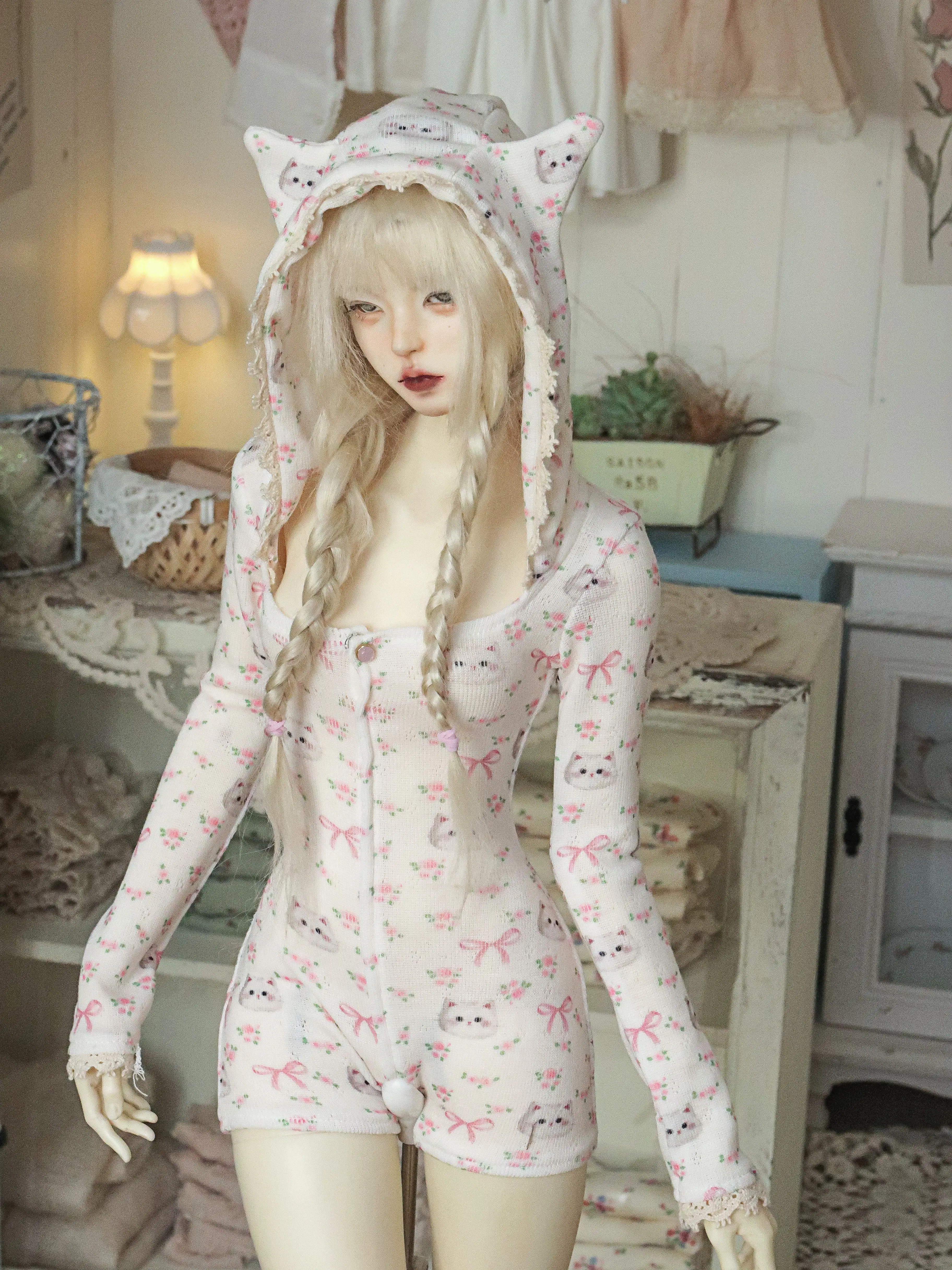 BJD Doll Clothes 1/4 1/3 Doll Clothes Pure Desire Style Cat Ear Floral Print Jumpsuit Ball Jointed Doll Accessories
BJD Doll Clothes 1/4 1/3 Doll Clothes Pure Desire Style Cat Ear Floral Print Jumpsuit Ball Jointed Doll Accessories