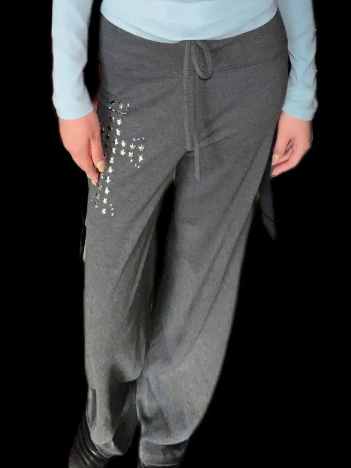 Onalippa 2025 Dark Gray Niche Pentagram High Relief Rivet Elasticity Micro Pull Design Soft Comfortable Slimming Wide Leg Pants
Onalippa 2025 Dark Gray Niche Pentagram High Relief Rivet Elasticity Micro Pull Design Soft Comfortable Slimming Wide Leg Pants