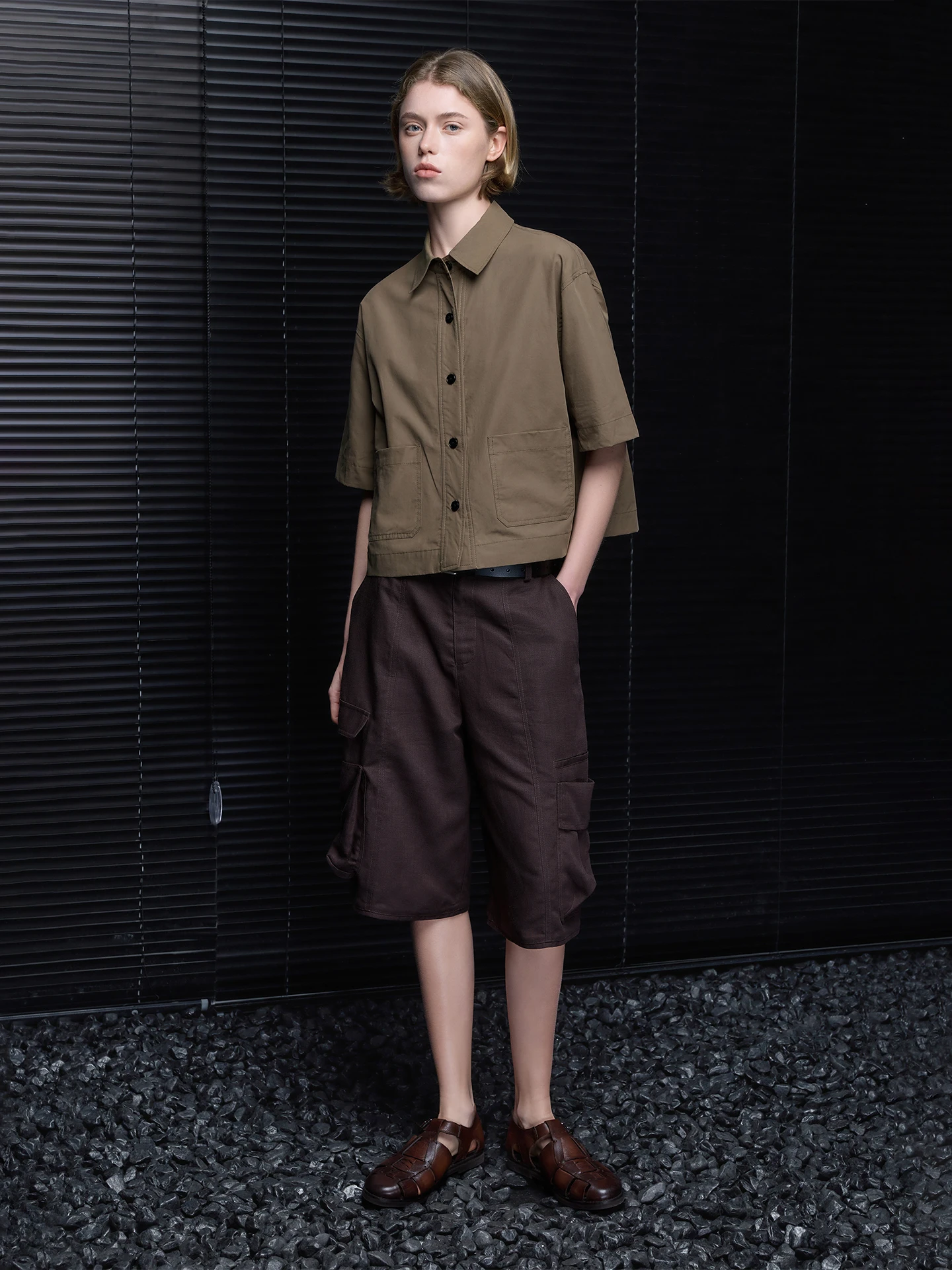 Café Color Pure Cotton Shirt Women's Summer 2026 New Design Sensation Age Reduction Unique Stand Collar Loose Fit Street Style
Café Color Pure Cotton Shirt Women's Summer 2026 New Design Sensation Age Reduction Unique Stand Collar Loose Fit Street Style