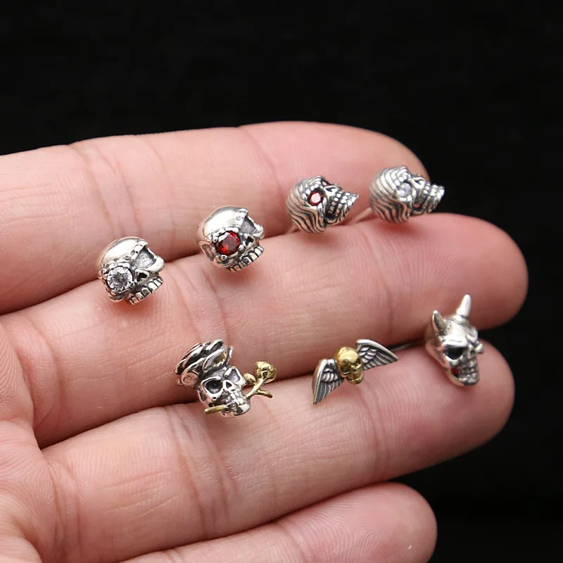 Серьги из стерлингового серебра 925 пробы, модные мужские и женские модные готические серьги в стиле хип-хоп, персонализированные серьги-гвоздики с черепом
Серьги из стерлингового серебра 925 пробы, модные мужские и женские модные готические серьги в стиле хип-хоп, персонализированные серьги-гвоздики с черепом