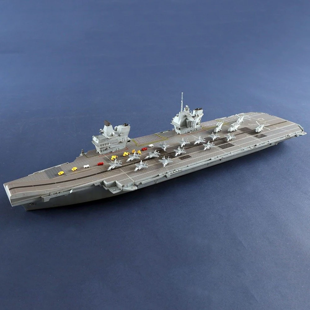 Модель авианосца класса «Королева Елизавета» в масштабе 1/700 с изысканными деталями, статическая модель корабля, игрушечная модель военного корабля
Модель авианосца класса «Королева Елизавета» в масштабе 1/700 с изысканными деталями, статическая модель корабля, игрушечная модель военного корабля