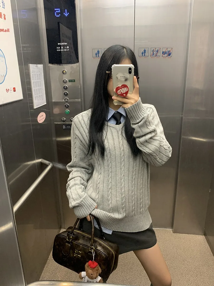 ay V-Ne свитер, женская внутренняя одежда, ленивый дизайн, высококачественный вязаный свитер, осень-зима, хлопок, длинный све
ay V-Ne свитер, женская внутренняя одежда, ленивый дизайн, высококачественный вязаный свитер, осень-зима, хлопок, длинный све