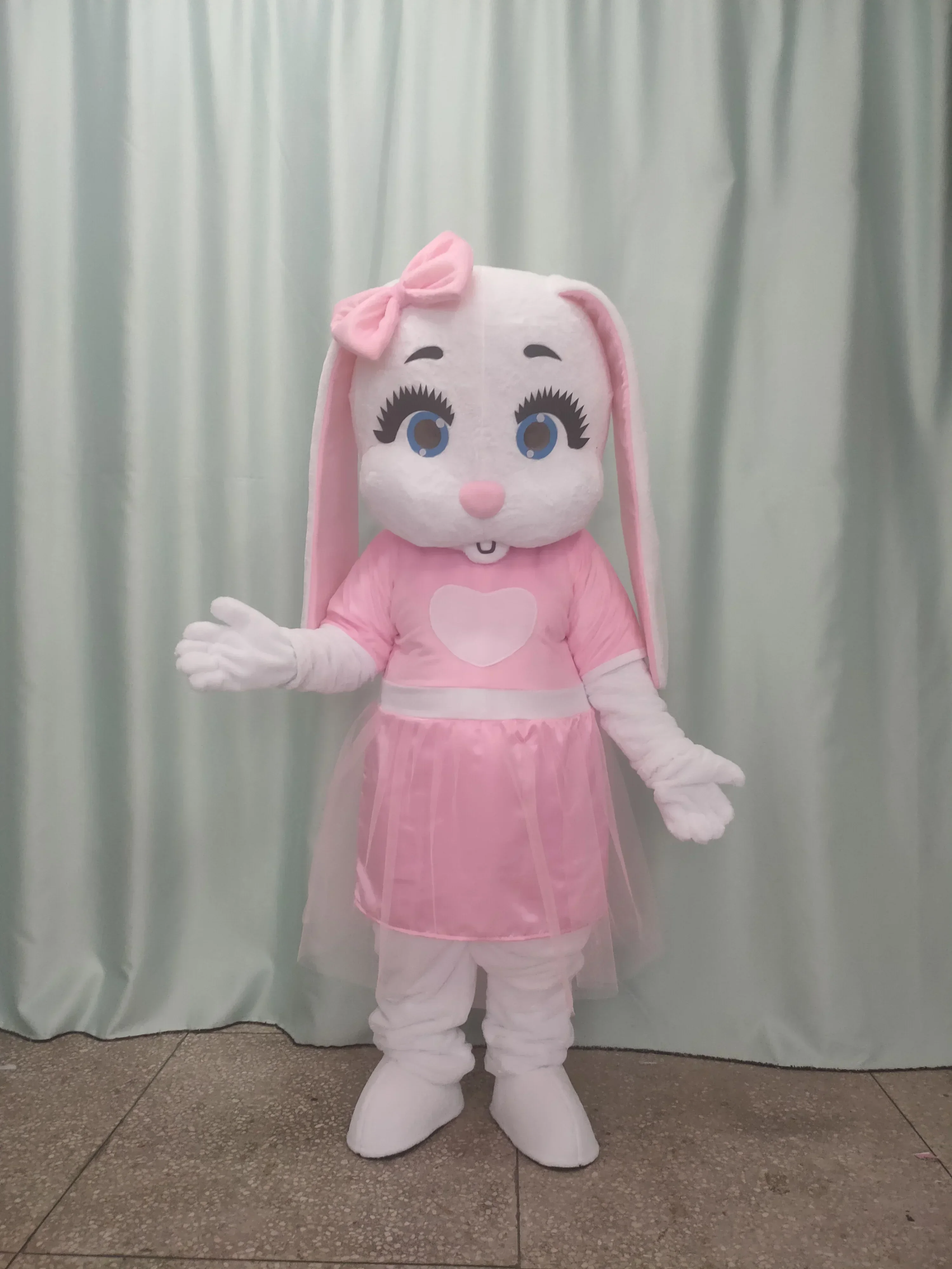NEW Rabbit Mascot Costume Custom Mascot Made Party Outfits Carnival Costumes Christmas Dress
NEW Rabbit Mascot Costume Custom Mascot Made Party Outfits Carnival Costumes Christmas Dress