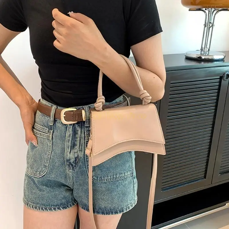 X90D Shoulder Bag Fashion Mini Square Bag Travel Bag for Girl Women Versatile Handbag
X90D Shoulder Bag Fashion Mini Square Bag Travel Bag for Girl Women Versatile Handbag