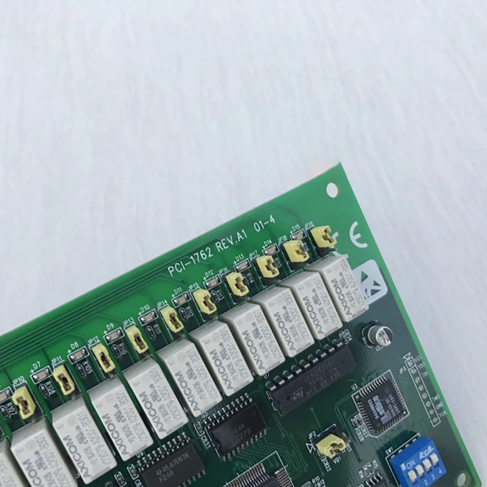 PCI-1762 REV: A1 16-канальный изолированный цифровой вход 16-канальный релейный выход
PCI-1762 REV: A1 16-канальный изолированный цифровой вход 16-канальный релейный выход