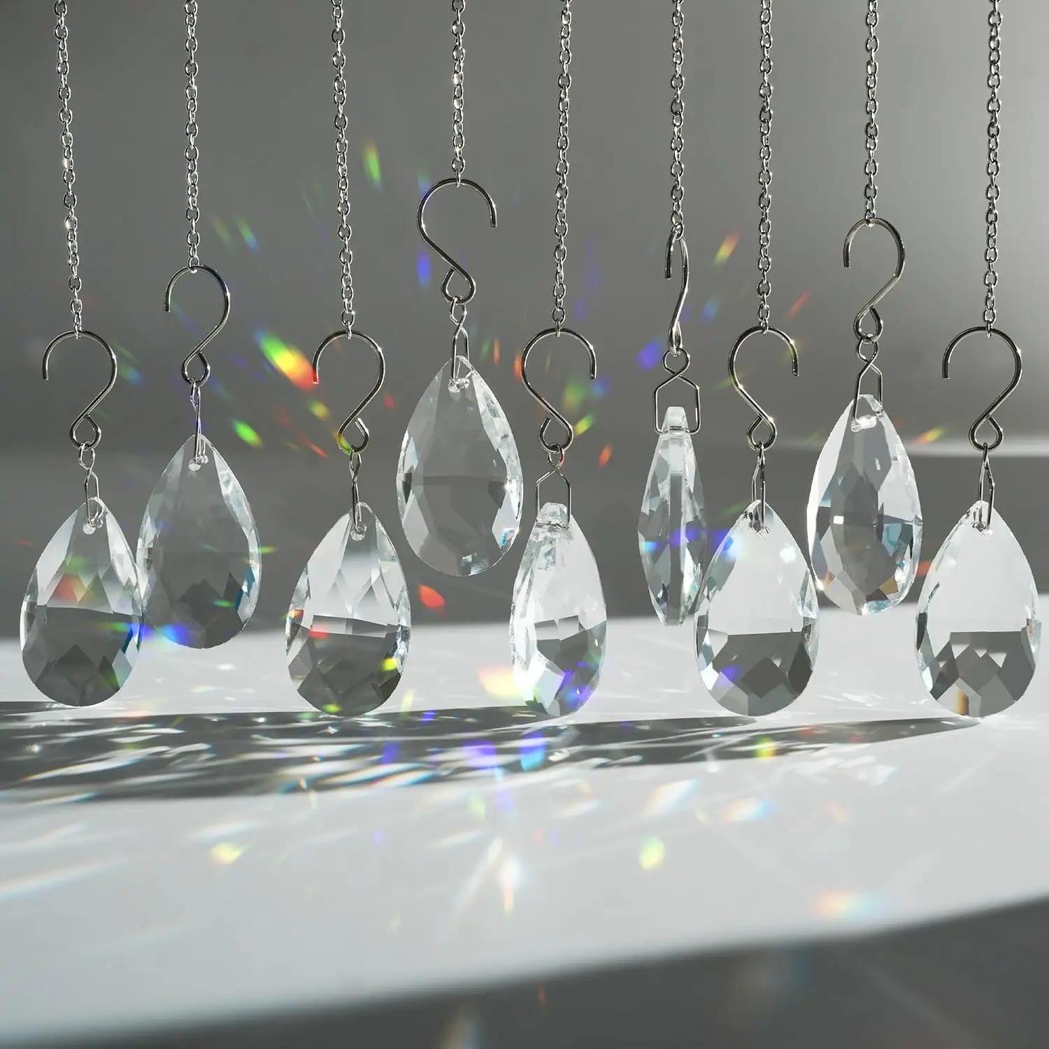10pcs 38mm Clear Teardrop Chandelier Crystals Hanging Prisms Pendants with Hooks for Window Lamps Christmas Tree Decorations
10pcs 38mm Clear Teardrop Chandelier Crystals Hanging Prisms Pendants with Hooks for Window Lamps Christmas Tree Decorations