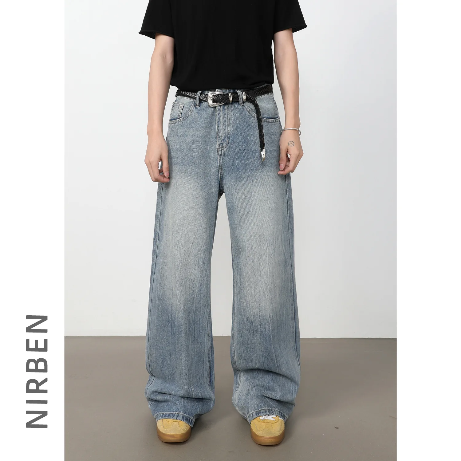 Men's Daily Basic Simple Casual Loose Straight Light Blue Washed Denim Trousers American 2026 Fashion Male Jeans Pants Clothes
Men's Daily Basic Simple Casual Loose Straight Light Blue Washed Denim Trousers American 2026 Fashion Male Jeans Pants Clothes