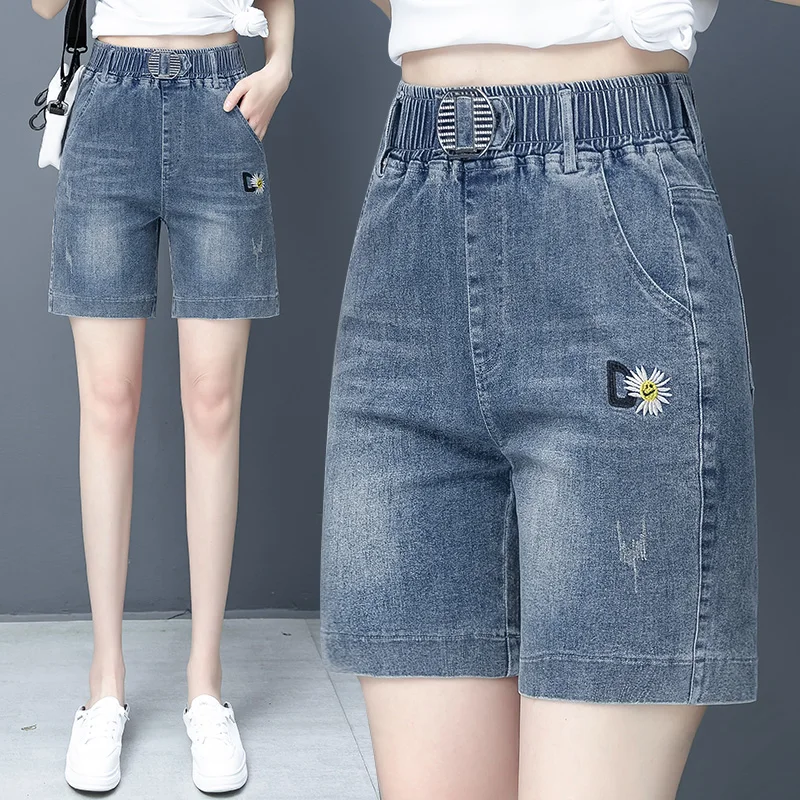 Женские летние джинсы с высокой талией, широкими штанинами, длиной до колена, из тонкого хлопкового стрейч-денима, свободного кроя, облегающие, с высокой талией
Женские летние джинсы с высокой талией, широкими штанинами, длиной до колена, из тонкого хлопкового стрейч-денима, свободного кроя, облегающие, с высокой талией