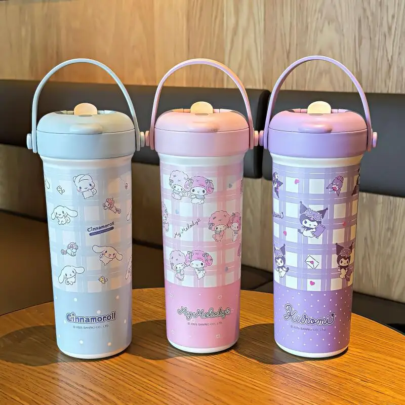 Sanrio Cinnamoroll My Melody Kuromi Чашка для холодных напитков Хит-продукт Новый продукт Kawaii Мультфильм Аниме На открытом воздухе Портативный большой емкости
Sanrio Cinnamoroll My Melody Kuromi Чашка для холодных напитков Хит-продукт Новый продукт Kawaii Мультфильм Аниме На открытом воздухе Портативный большой емкости