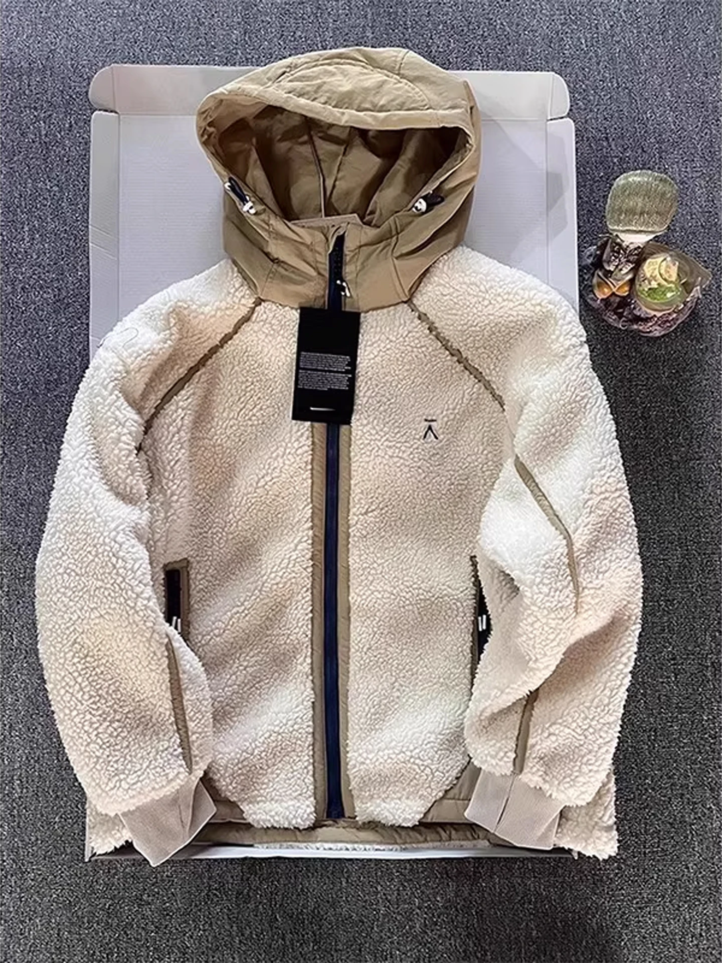 Warm Plu Fce Hoodie Cotton Jaet Men's Sle Outdoor Cold Resistance Outerwear Layering Trendy Winter Coat
Warm Plu Fce Hoodie Cotton Jaet Men's Sle Outdoor Cold Resistance Outerwear Layering Trendy Winter Coat