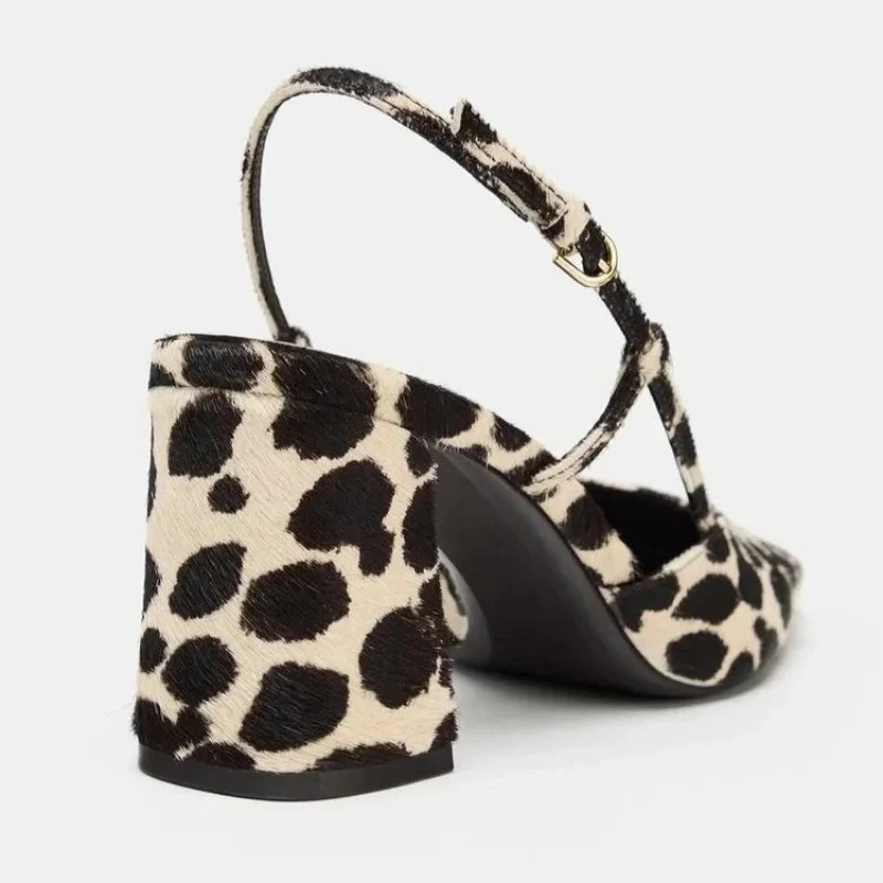 Luxury Leopard Print Chunky Heel Designer Shoes Back Strap Buckle Party Dress Shoes Unique Square Toe Slingback Heels Women
Luxury Leopard Print Chunky Heel Designer Shoes Back Strap Buckle Party Dress Shoes Unique Square Toe Slingback Heels Women