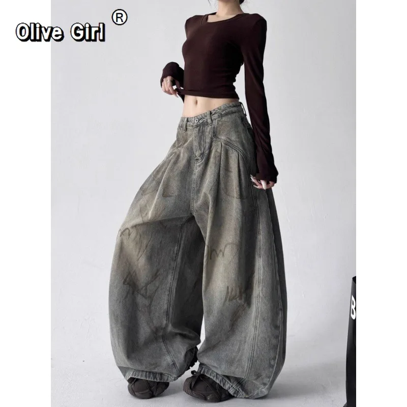 Olivegirl American Retro Jeans Curved Knife Baggy Jeans Letter Graffiti Women's Trousers Versatile Straight Wide Leg Long Pants
Olivegirl American Retro Jeans Curved Knife Baggy Jeans Letter Graffiti Women's Trousers Versatile Straight Wide Leg Long Pants