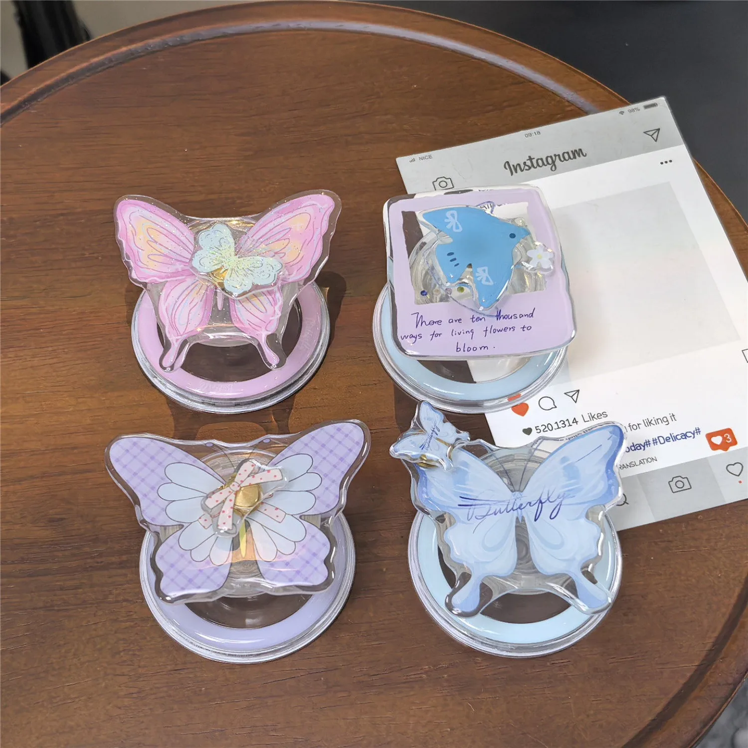 Purple Butterfly Rotating Phone Grip Stand For MagSafe For iPhone 17 16 Pro Max Adjustable Magnetic Ring Holder Accessories
Purple Butterfly Rotating Phone Grip Stand For MagSafe For iPhone 17 16 Pro Max Adjustable Magnetic Ring Holder Accessories