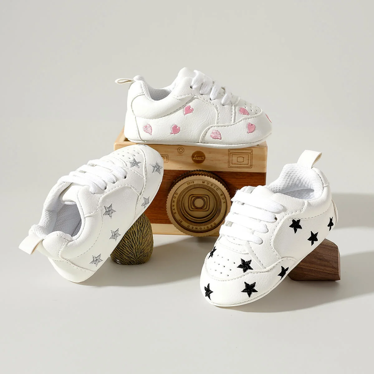 Spring and Autumn Baby Girl Baby Shoes Cute Soft Bottom Sneakers Sneakers Sports Shoes Sneakers Toddlers 0-18 Months
Spring and Autumn Baby Girl Baby Shoes Cute Soft Bottom Sneakers Sneakers Sports Shoes Sneakers Toddlers 0-18 Months