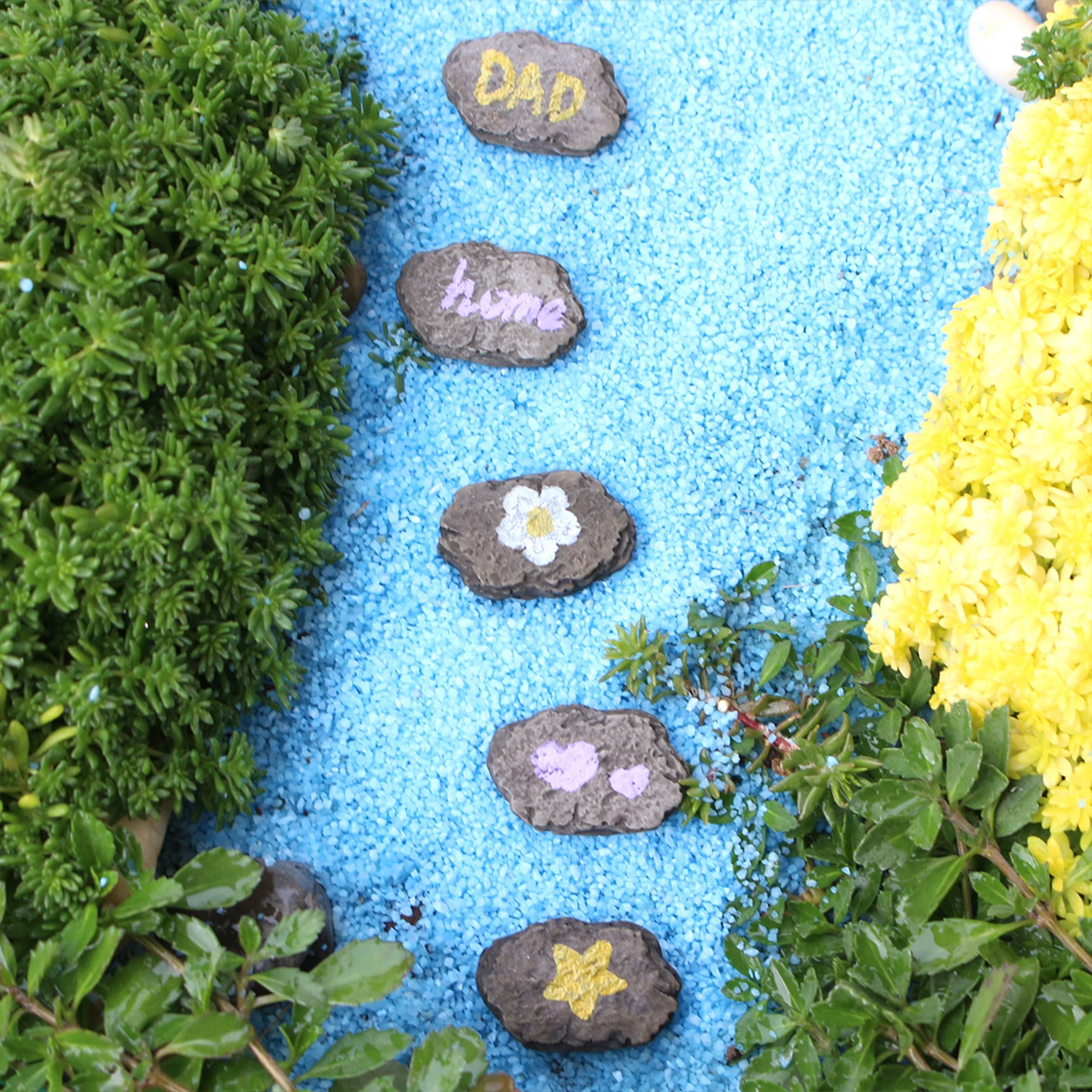 20PCS Garden Resin Footstone Add Vigor and Vitality Design for Add A Festive Atmosphere
20PCS Garden Resin Footstone Add Vigor and Vitality Design for Add A Festive Atmosphere
