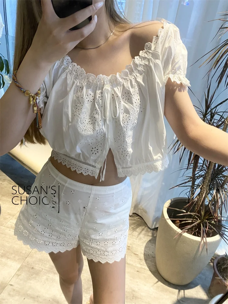 Romantic White Embroidered Lace Hem ort Pants irt + ort Pants Set SUSAN Lovers Faionable Summer Outfit for Young Women
Romantic White Embroidered Lace Hem ort Pants irt + ort Pants Set SUSAN Lovers Faionable Summer Outfit for Young Women