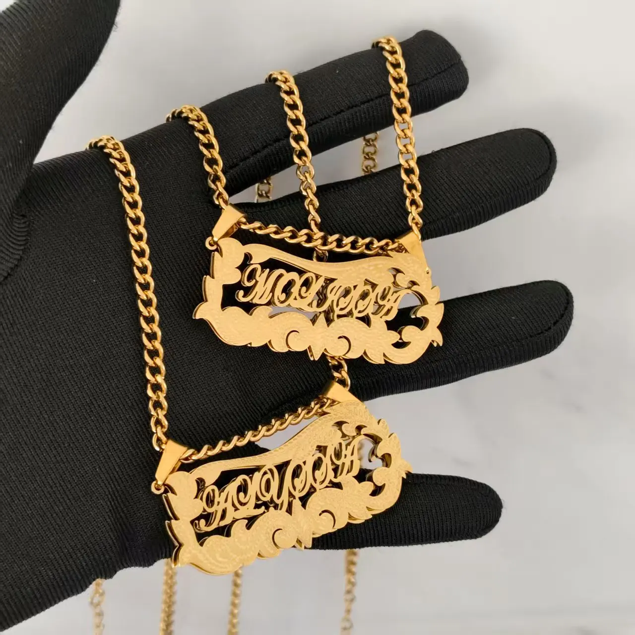 DHQH 2025 New Wholesale Customized Name Double-layer 3D Nameplate Necklace Personalized Detachable Necklace Valentine's Day Gift
DHQH 2025 New Wholesale Customized Name Double-layer 3D Nameplate Necklace Personalized Detachable Necklace Valentine's Day Gift