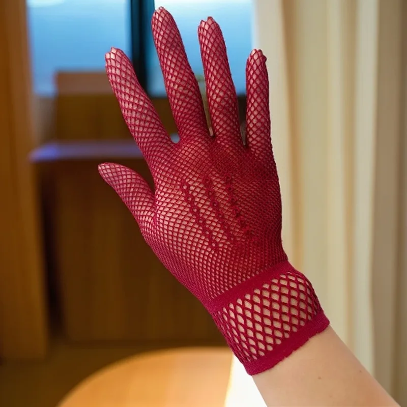 Bridal Wedding Gloves Fishing Net Full Finger Wedding Dress Lace Sexy Hollow Ladies Stage Performance Gloves Wedding Gloves
Bridal Wedding Gloves Fishing Net Full Finger Wedding Dress Lace Sexy Hollow Ladies Stage Performance Gloves Wedding Gloves