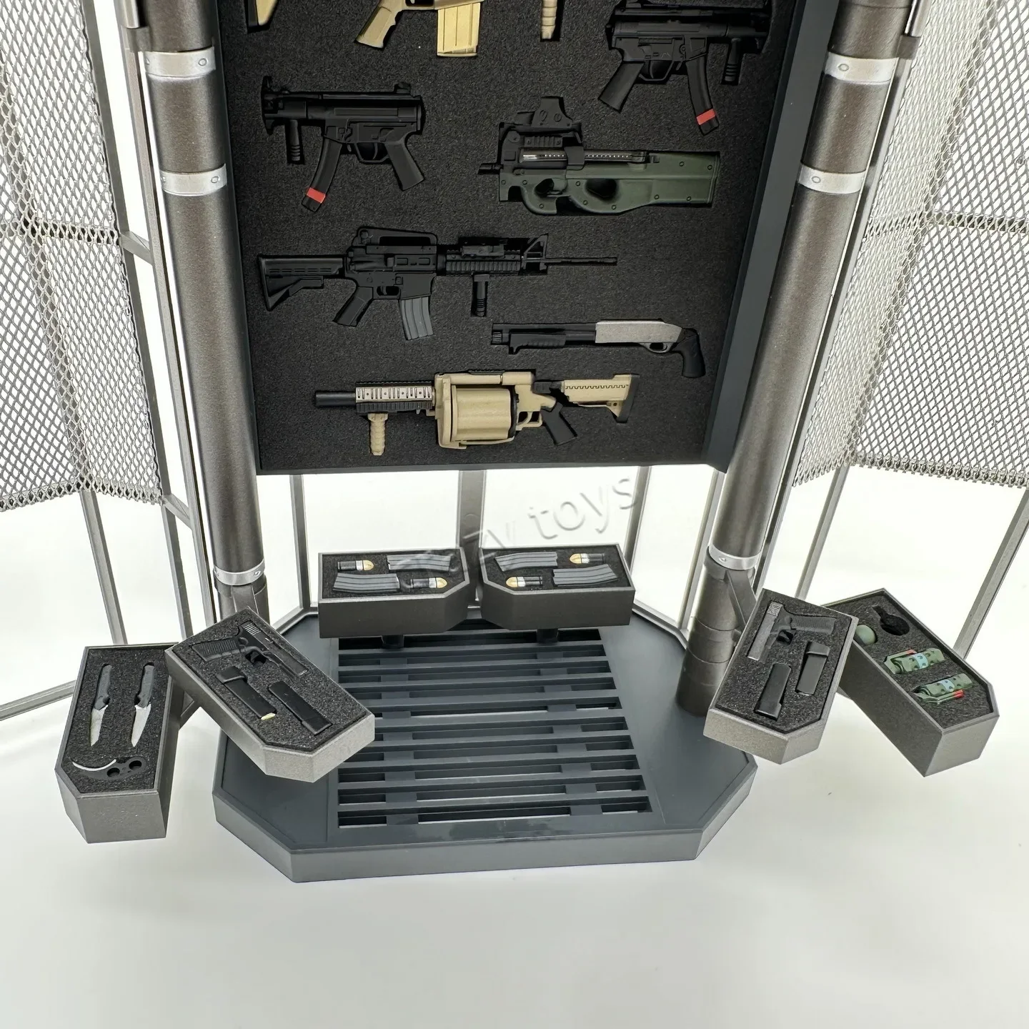 In Spot 2goodco Batman 1/12th Scale Collectable Armoury With Toy Weapons & Militar Equipment Model Scene Accessories Kid Gifts
In Spot 2goodco Batman 1/12th Scale Collectable Armoury With Toy Weapons & Militar Equipment Model Scene Accessories Kid Gifts