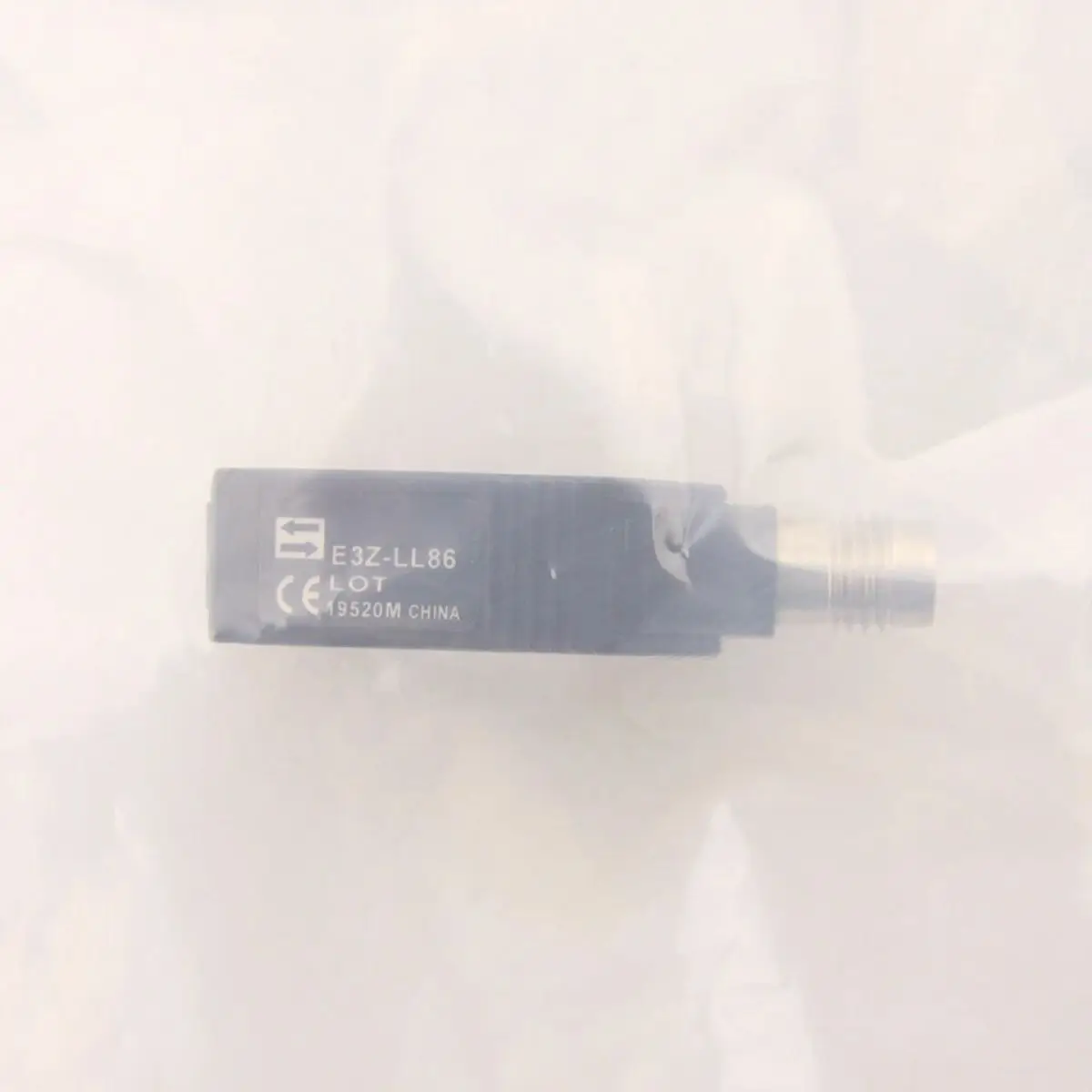 E3Z-LL86 BY OMS E3Z 9603F Photoelectric Switch
E3Z-LL86 BY OMS E3Z 9603F Photoelectric Switch