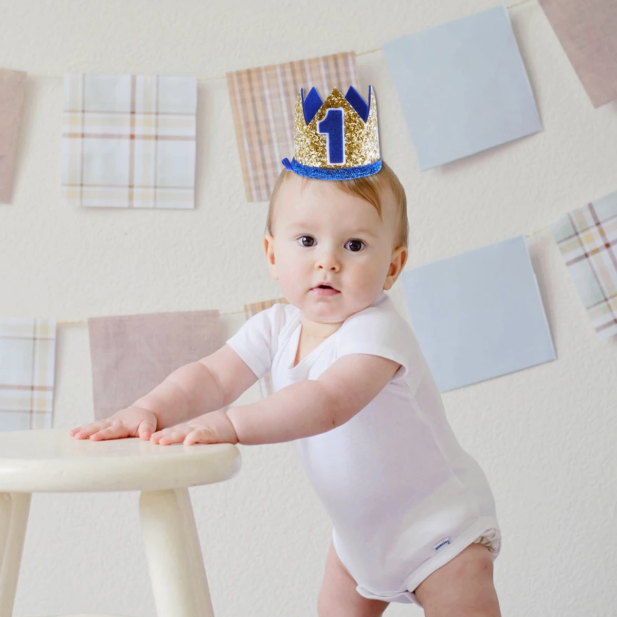 Glitter Crown Hair Accessory for Kids Birthday Party Crown Hat 1st Year Old Baby Tiara Shiny Design Photo Prop
Glitter Crown Hair Accessory for Kids Birthday Party Crown Hat 1st Year Old Baby Tiara Shiny Design Photo Prop