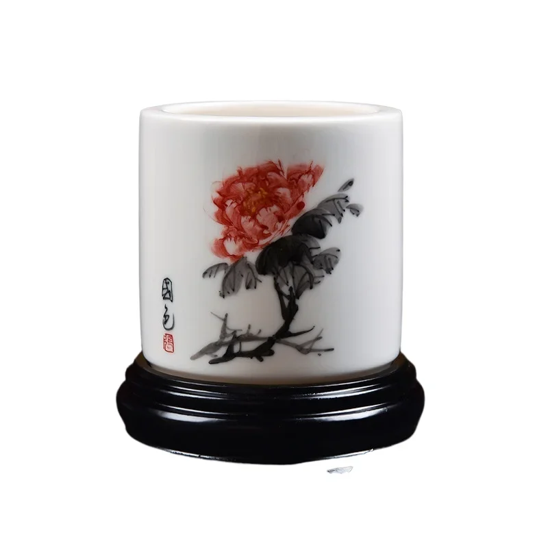 Customizable ceramic hand-painted pen holder desk ornament Teachers' Day gift commemorative gift Thanksgiving
Customizable ceramic hand-painted pen holder desk ornament Teachers' Day gift commemorative gift Thanksgiving