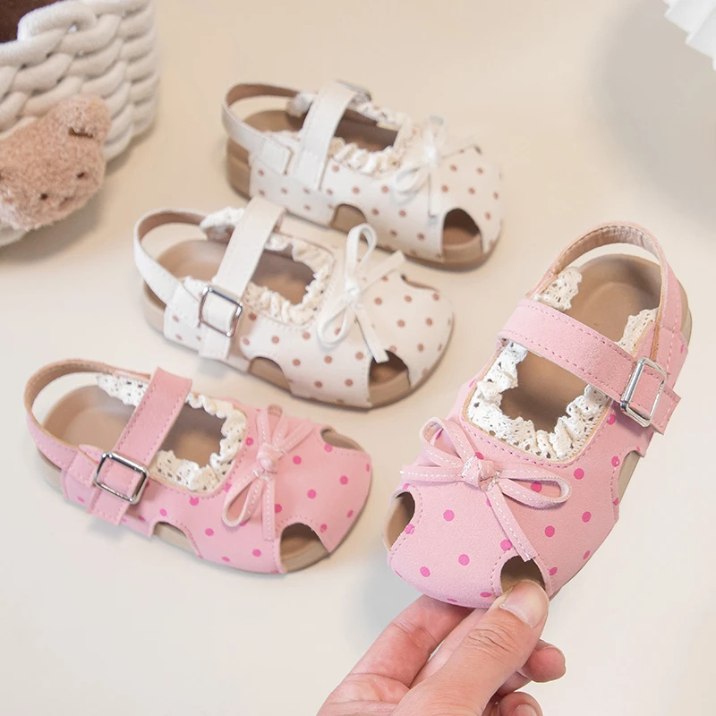 Summer Children Platform Sandals Fashion Polka Dot Non-slip Kids Sandals Girl Princess Dress Shoes School First Walker
Summer Children Platform Sandals Fashion Polka Dot Non-slip Kids Sandals Girl Princess Dress Shoes School First Walker