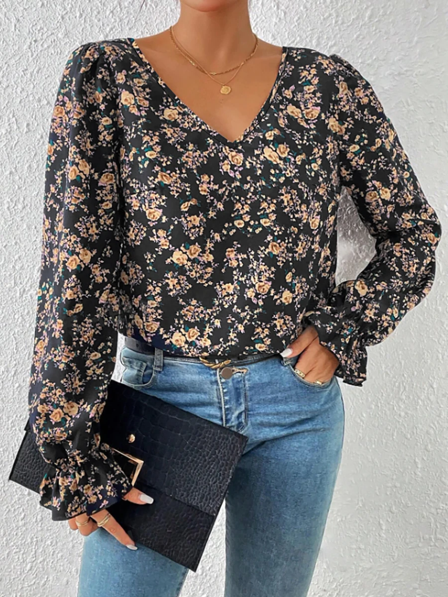 Женская блузка весна-лето, черная, с цветочным принтом, V-образным вырезом, пышными длинными рукавами и рюшами на манжетах, элегантный повседневный топ ко Дню святого Валентина
Женская блузка весна-лето, черная, с цветочным принтом, V-образным вырезом, пышными длинными рукавами и рюшами на манжетах, элегантный повседневный топ ко Дню святого Валентина