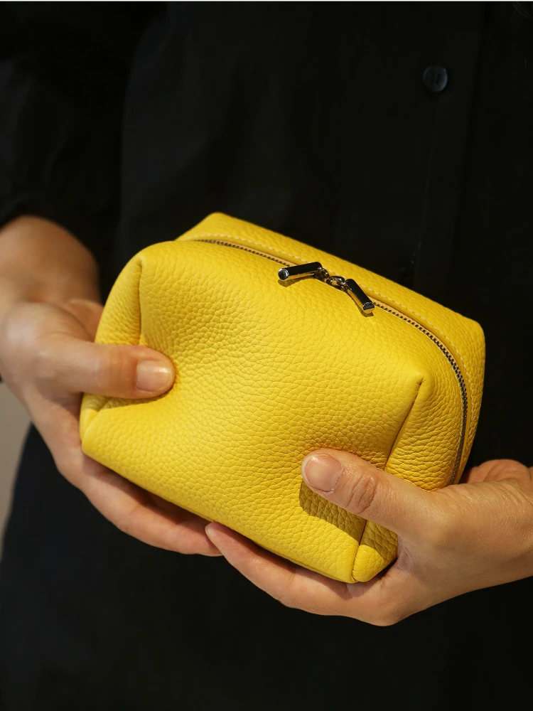 Портативная кожаная сумка SAINKHO из натуральной воловьей кожи, косметичка, органайзер для хранения мелочей
Портативная кожаная сумка SAINKHO из натуральной воловьей кожи, косметичка, органайзер для хранения мелочей