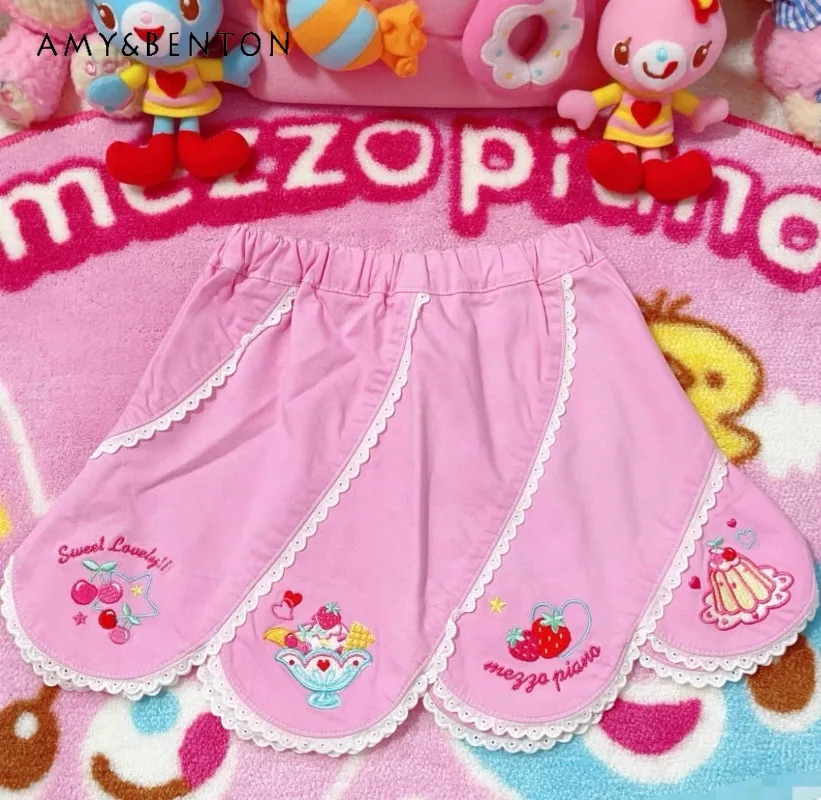 2025 New Japanese Summer Cute Cartoon Embroidery Yameng Sweet Versatile Lace Edge Pink Short Pleated Skirt For Women
2025 New Japanese Summer Cute Cartoon Embroidery Yameng Sweet Versatile Lace Edge Pink Short Pleated Skirt For Women