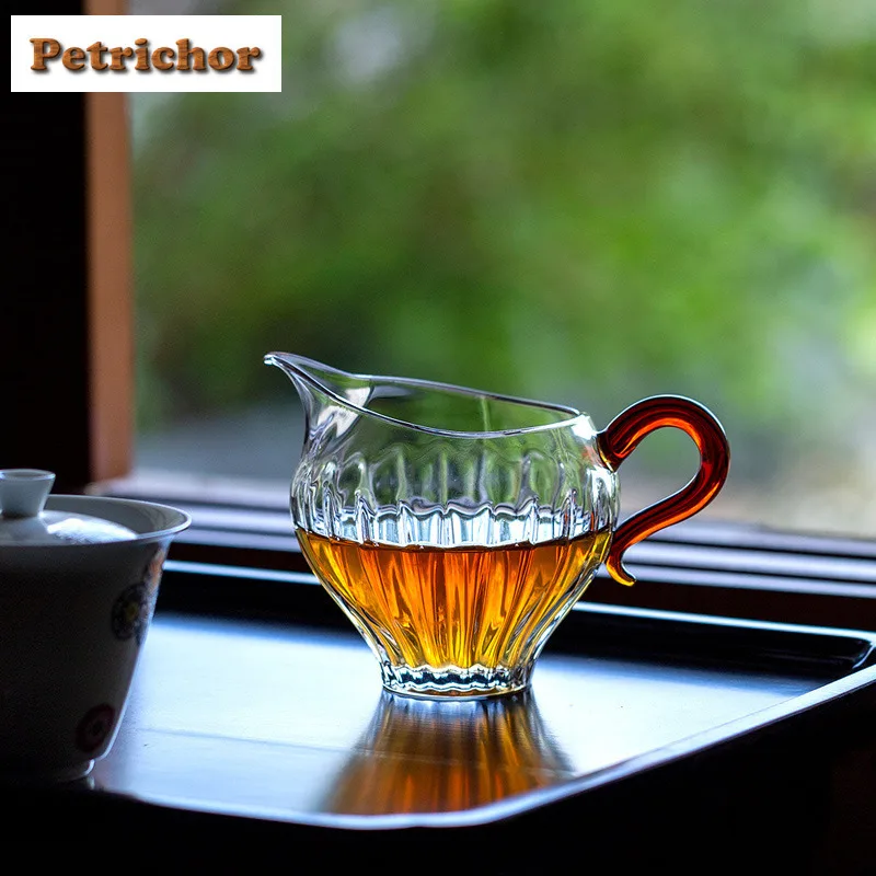 250ml Glass Tea Pitcher Divide Tea Serving Cup Sharing Pot Cha Hai Dispenser Justice Cup Dahongpao Fair Mug Tea Items Accessorie
250ml Glass Tea Pitcher Divide Tea Serving Cup Sharing Pot Cha Hai Dispenser Justice Cup Dahongpao Fair Mug Tea Items Accessorie