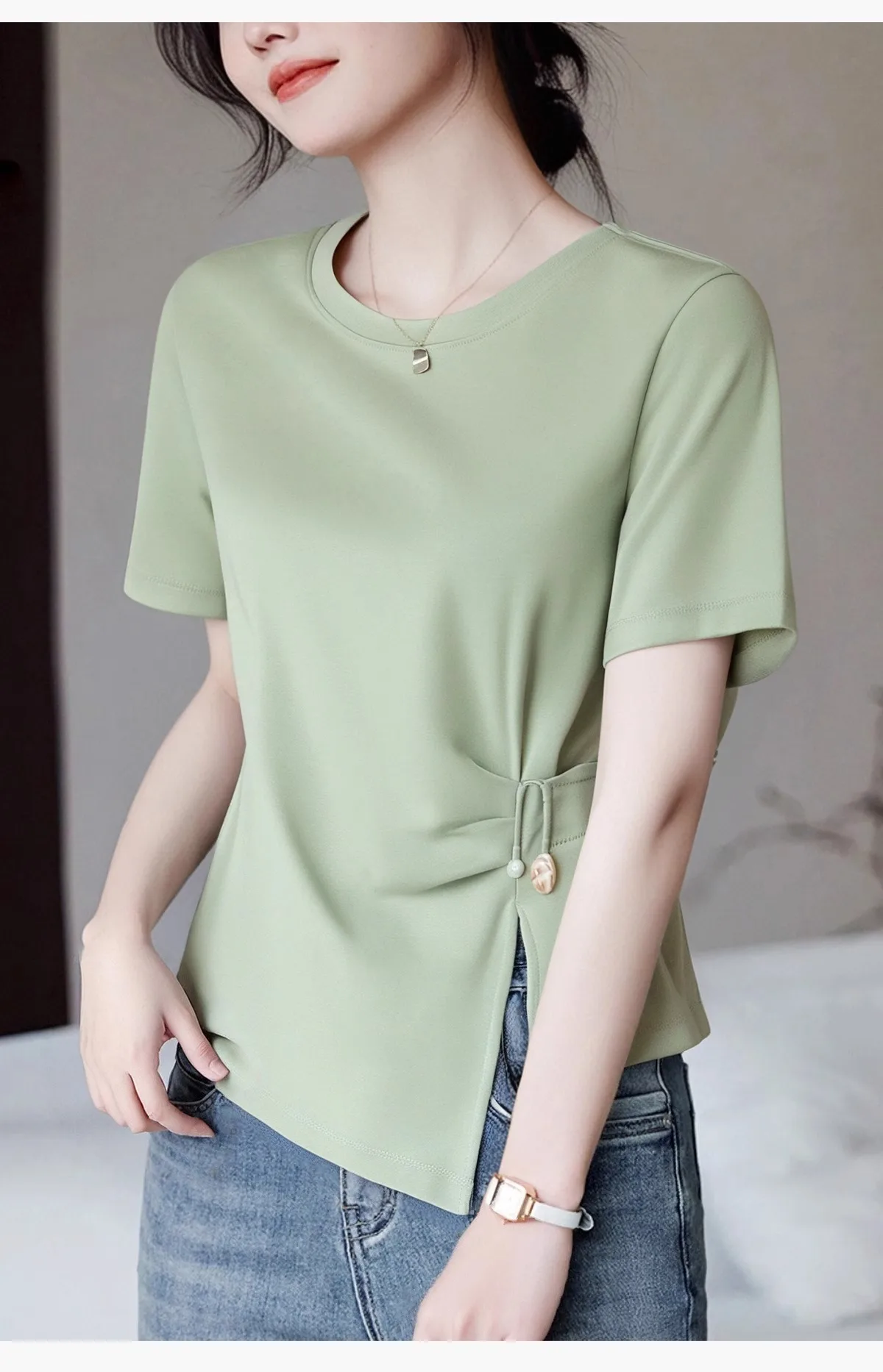 Women's French Style T-Shirt Summer Short Sleeve Cooling Breathable Asymmetric Hem Slim Fit Tops 2025
Women's French Style T-Shirt Summer Short Sleeve Cooling Breathable Asymmetric Hem Slim Fit Tops 2025