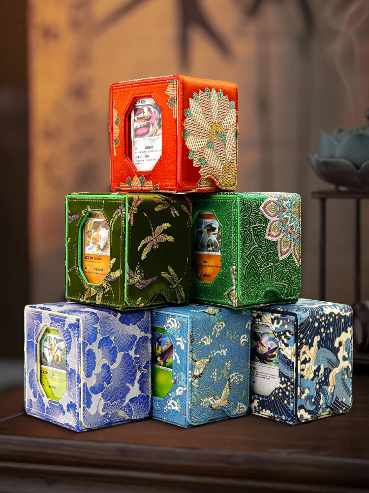 Sanseking Single id Silk Brocade Windowed Card Box Tabletop Game Ch Card Storage Box Gng Accories Card Holder
Sanseking Single id Silk Brocade Windowed Card Box Tabletop Game Ch Card Storage Box Gng Accories Card Holder