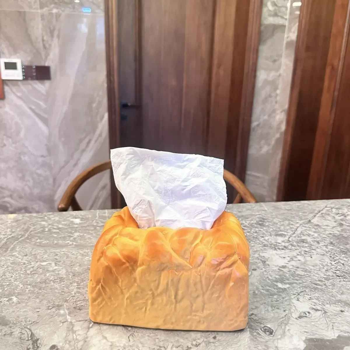 Toast Bread Tissue Boxes Artistic Creative Storage Ornaments Car Mounted Paper Boxes Suitable for Bathrooms and Living Rooms
Toast Bread Tissue Boxes Artistic Creative Storage Ornaments Car Mounted Paper Boxes Suitable for Bathrooms and Living Rooms