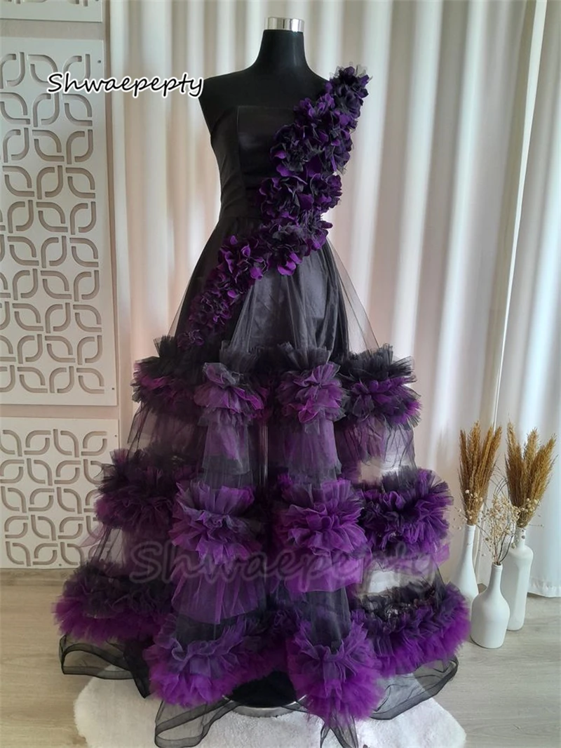 One Shoulder Tiered Prom Dresses 3d Floral Appliques Black And Purple Floor Length Ruffles Women Party Evening Gown Customized
One Shoulder Tiered Prom Dresses 3d Floral Appliques Black And Purple Floor Length Ruffles Women Party Evening Gown Customized