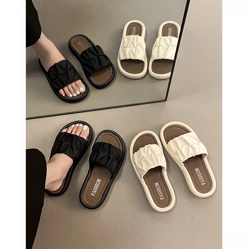 Fashionable Thick Heel Slip-On Summer Shoes Women's Outdoor Wear Anti-Slip Flat Bottom Casual Sandals Korean Style Daily Use
Fashionable Thick Heel Slip-On Summer Shoes Women's Outdoor Wear Anti-Slip Flat Bottom Casual Sandals Korean Style Daily Use